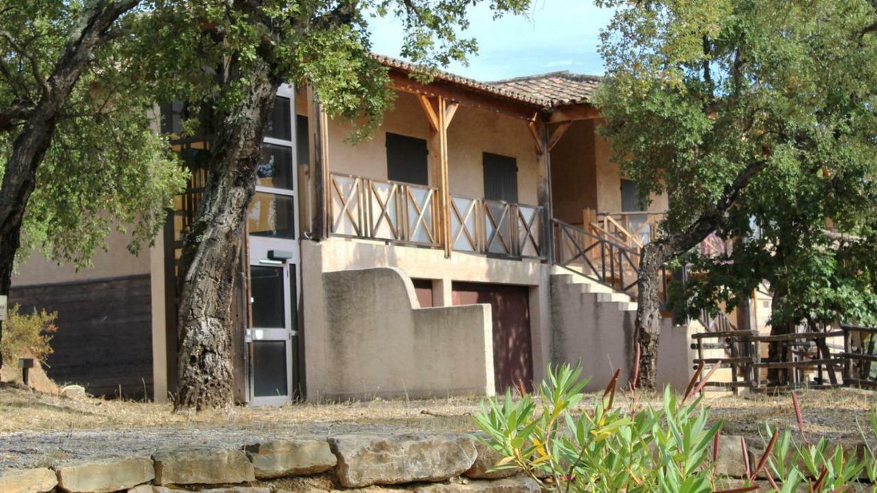 Happy Trimurti Hotel Cogolin Buitenkant foto